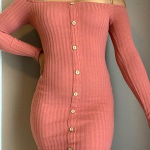 Off the shoulder bodycon dress
